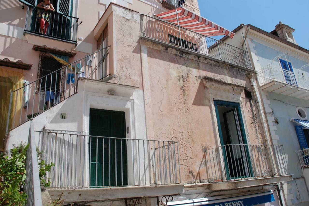 Casa In Piazza Apartment Minori Exterior photo